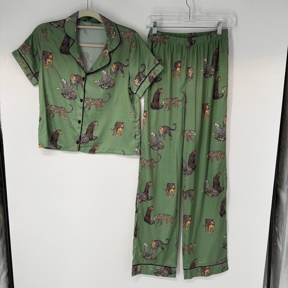 Nasty Gal Collection Shirt & Pants Pajama Set Womens Size US 4 Green Tiger Print